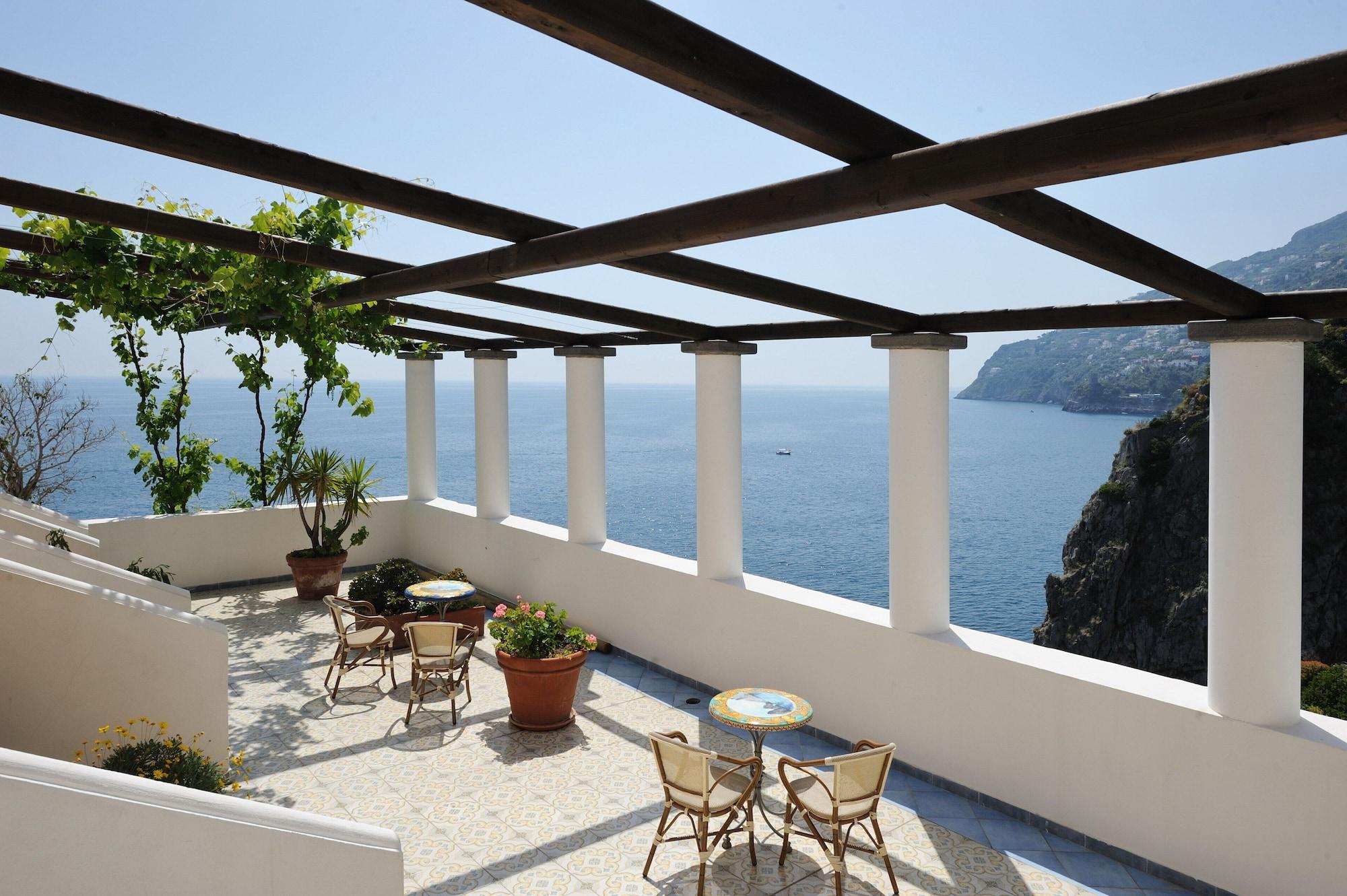 La Locanda Del Fiordo ฟูโรเร ภายนอก รูปภาพ